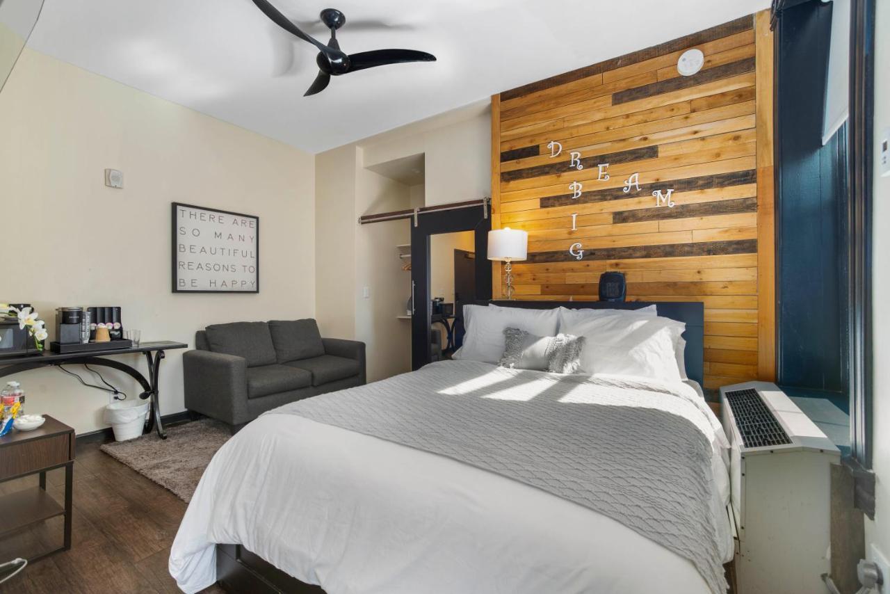 Good Hotels Downtown Denver Bagian luar foto
