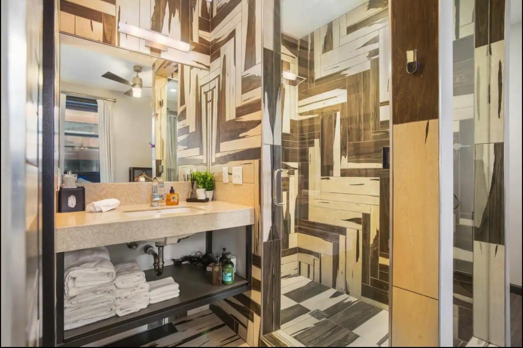 Good Hotels Downtown Denver Bagian luar foto